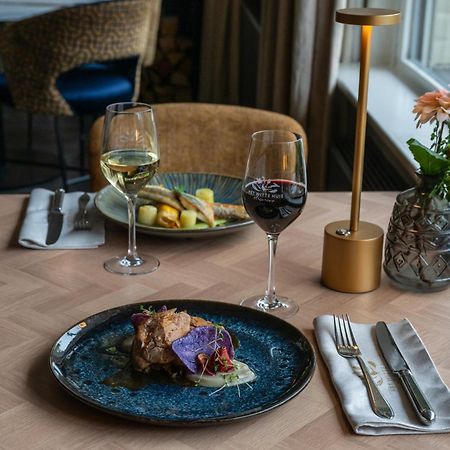 Hotel Restaurant Het Witte Huis Olterterp Bagian luar foto