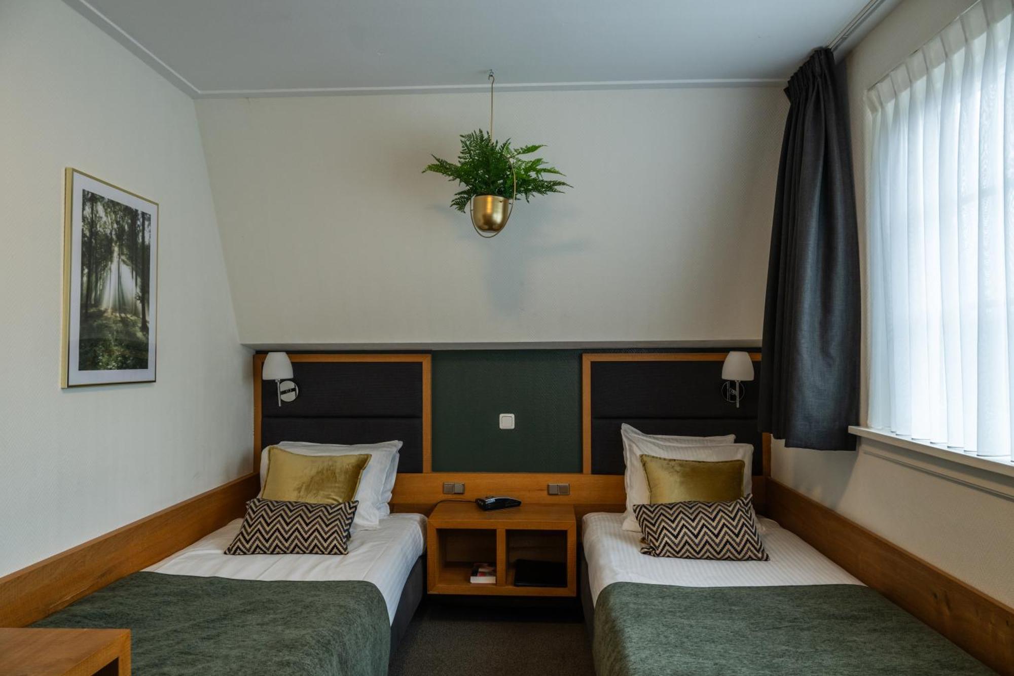 Hotel Restaurant Het Witte Huis Olterterp Bagian luar foto